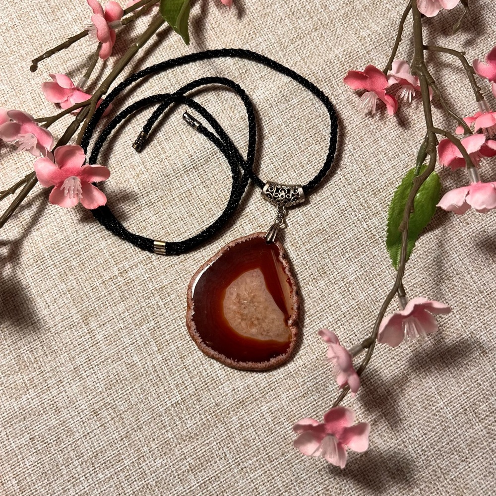 VINTAGE Large Oval Amber Red Agate Crystal Stone Corded Bohemian Necklace